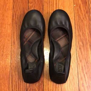 Born size 7 black flats